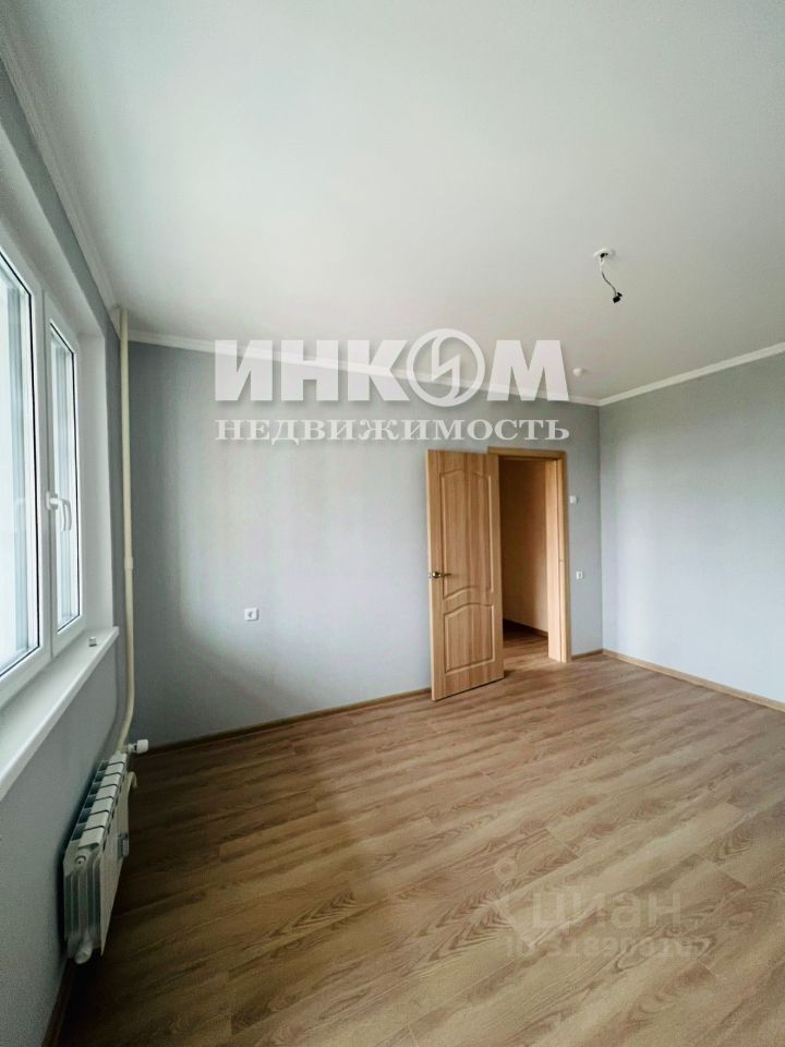Продажа 4-комн квартиры на вторичном рынке улица Сочинская, 8