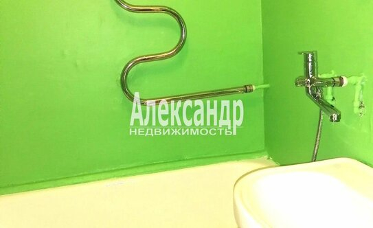 Продажа 2-комн квартиры на вторичном рынке Приозерское городское поселение, улица Калинина,  д. 23А