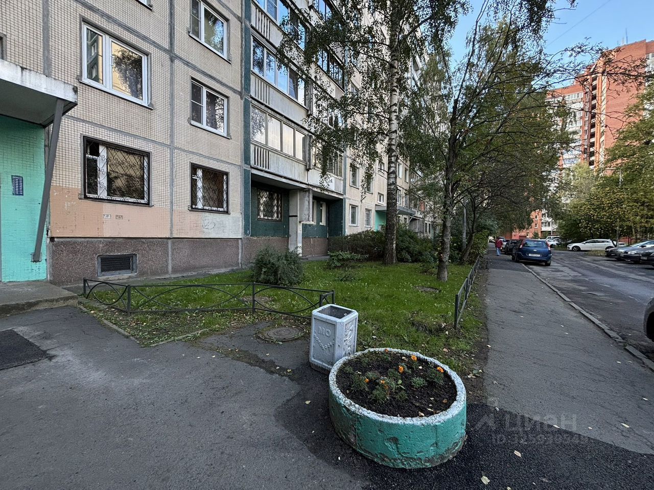 Продажа 3-комн квартиры на вторичном рынке проспект Косыгина, 11К2