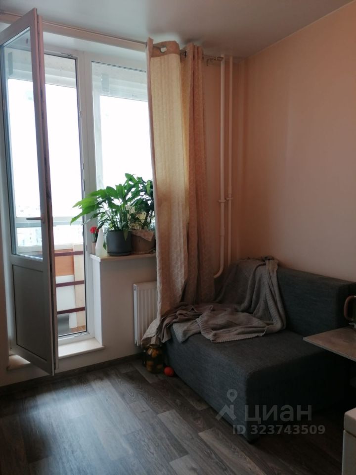 Продажа 1-комн квартиры на вторичном рынке Мурино, проспект Авиаторов Балтики, 15