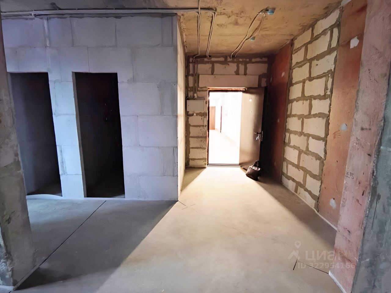 Продажа 2-комн квартиры на вторичном рынке улица Малыгина, 12А