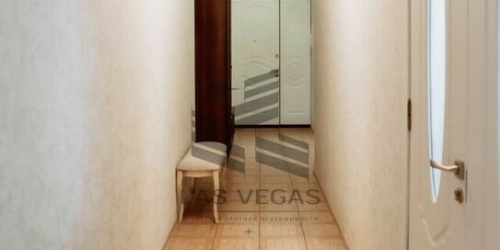 3-комн квартира Кирилловская улица,  д. 20