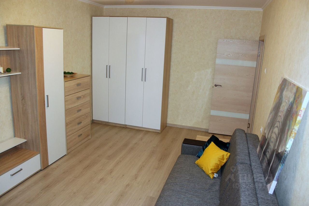Продажа 2-комн квартиры на вторичном рынке Таллинская улица, 30