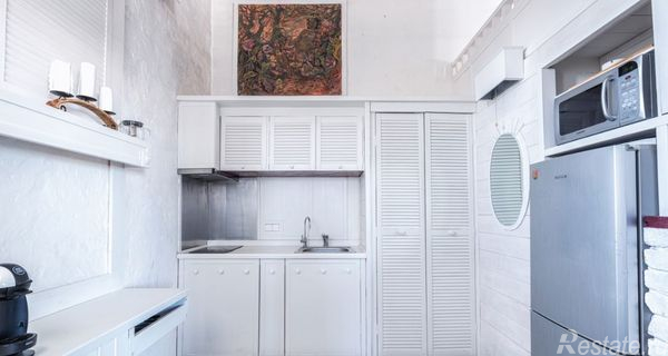 Продажа 2-комн квартиры на вторичном рынке Глинищевский пер,  д. 5/7