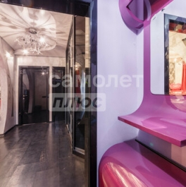 Продажа 4-комн квартиры на вторичном рынке ул Болотниковская,  д. 36,  к. 6