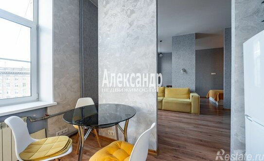 Продажа 2-комн квартиры на вторичном рынке Стачек пр-кт,  д. 74/1