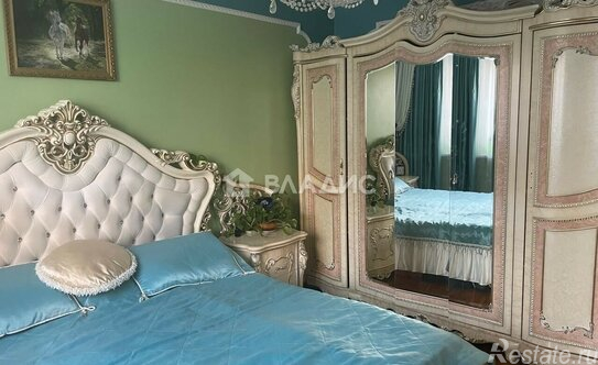 Продажа 3-комн квартиры на вторичном рынке Янтарный, Молодежный б-р,  д. 5/3