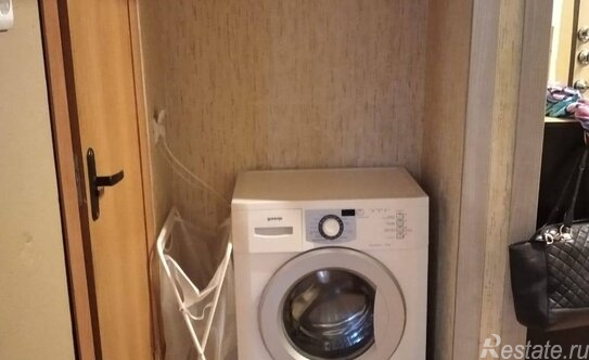 Продажа 1-комн квартиры на вторичном рынке ул Рождественская,  д. 8