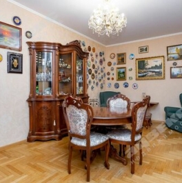 Продажа 4-комн квартиры на вторичном рынке Благодатная улица