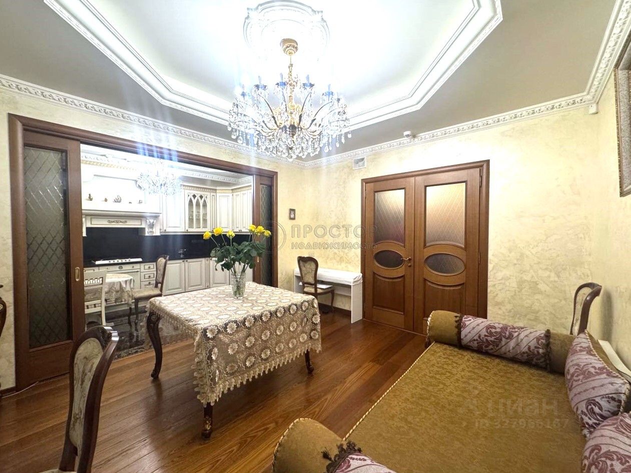 Продажа 2-комн квартиры на вторичном рынке проспект Мира, 74С1