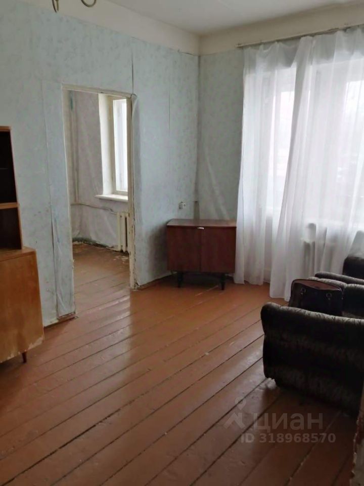 Продажа 2-комн квартиры на вторичном рынке Серпухов, Межевая улица, 16