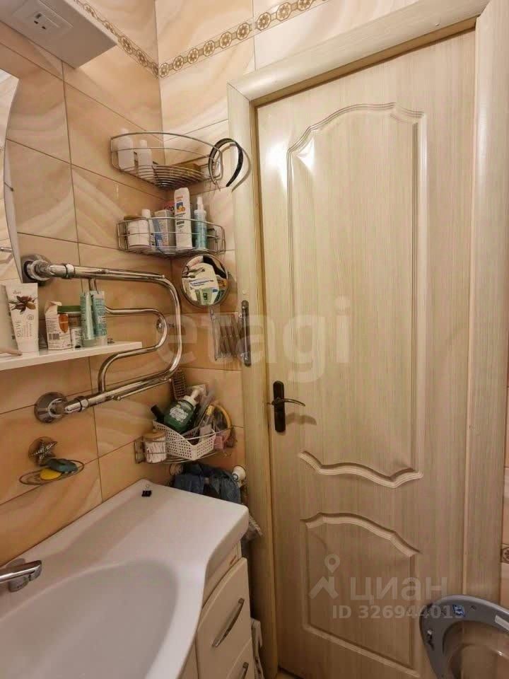 Продажа 3-комн квартиры на вторичном рынке Новороссийская улица, 34