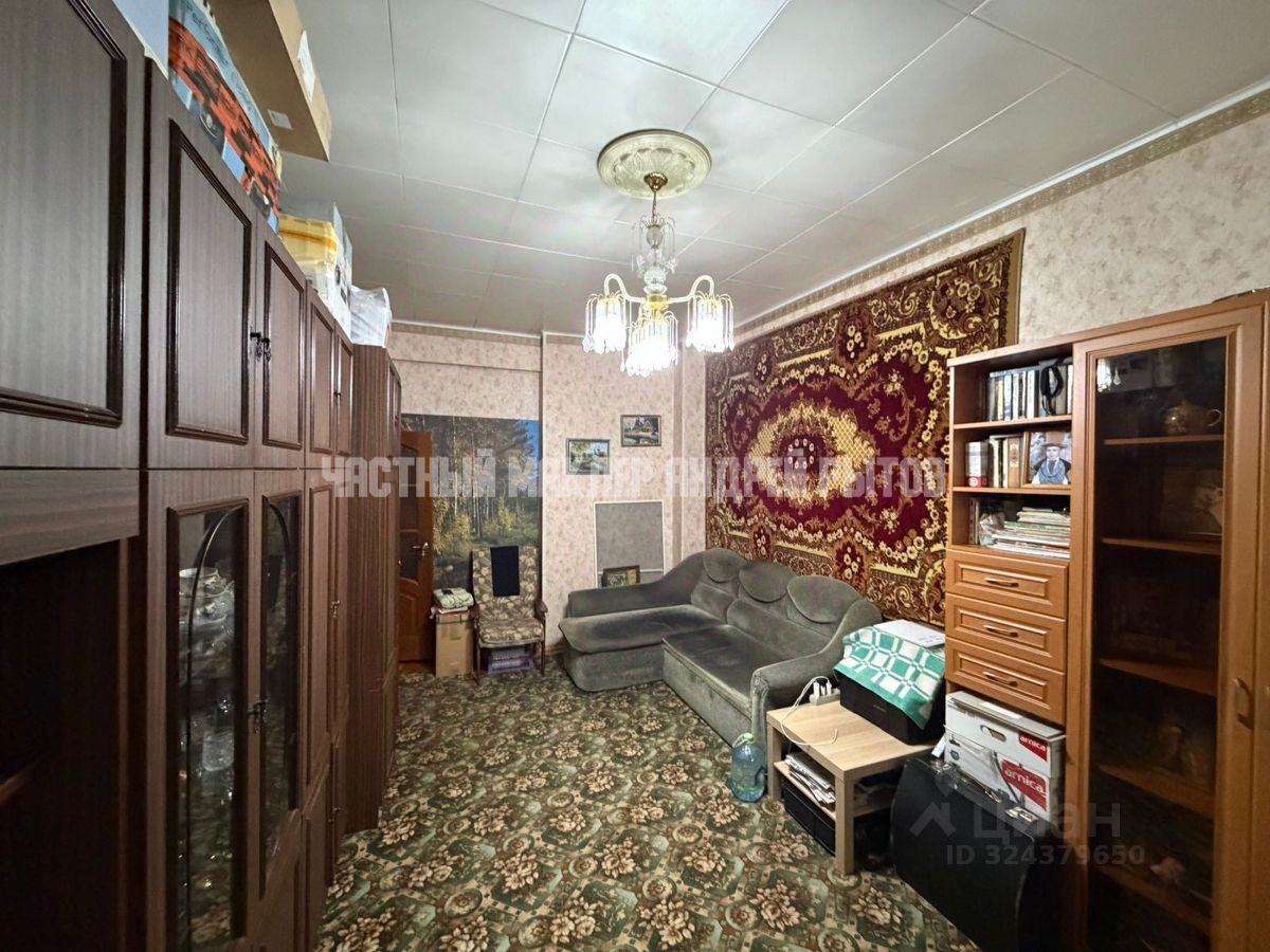 Продажа 3-комн квартиры на вторичном рынке Солнечногорская улица, 5К1