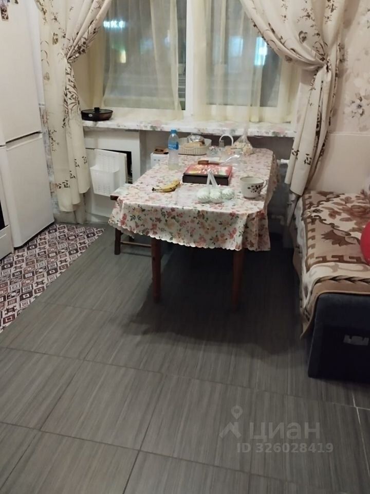 Продажа 2-комн квартиры на вторичном рынке улица Седова, 73