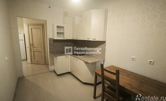 Продажа 1-комн квартиры на вторичном рынке Парашютная улица,  д. 54