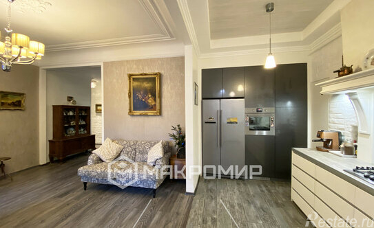 Продажа 3-комн квартиры на вторичном рынке пер Нестерова,  д. 9