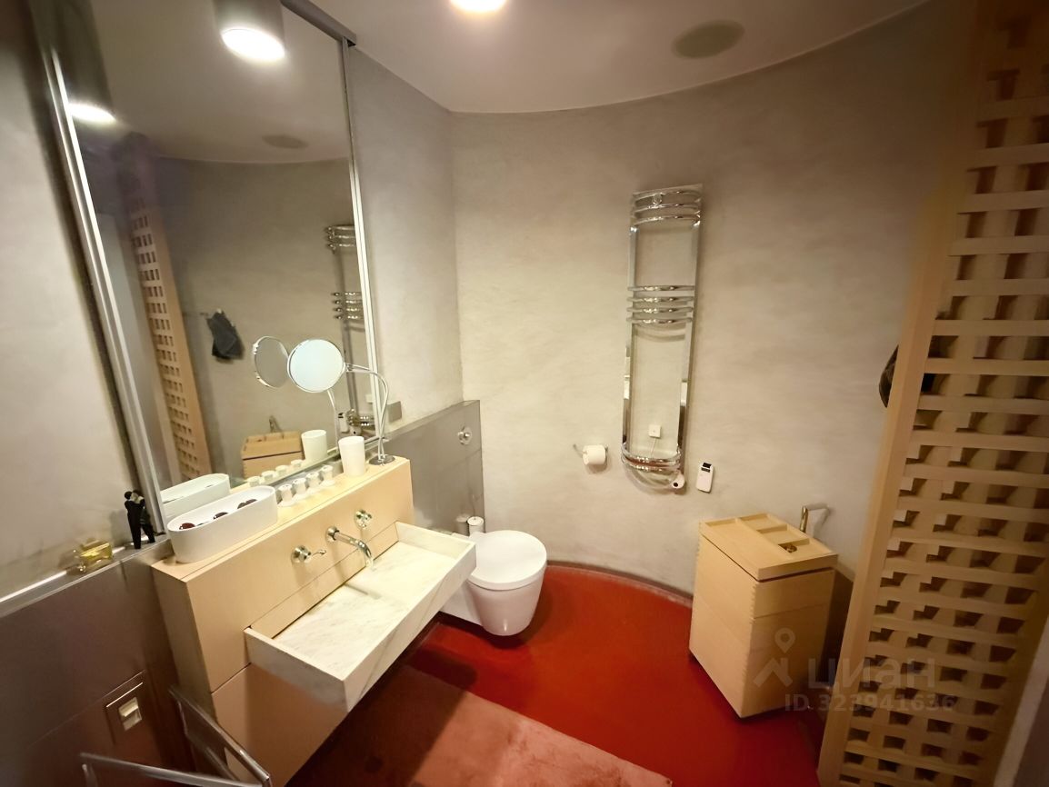 Продажа 4-комн квартиры на вторичном рынке Вязовая улица, 13к2