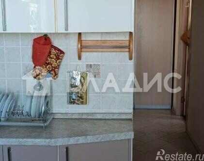 Продажа 2-комн квартиры на вторичном рынке Онежская ул,  д. 30