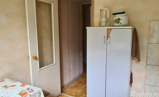 Продажа 4-комн квартиры на вторичном рынке Полярная улица,  д. 52 к3