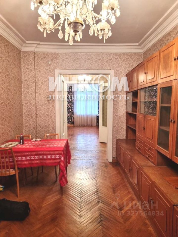 Продажа 3-комн квартиры на вторичном рынке улица Расплетина, 11