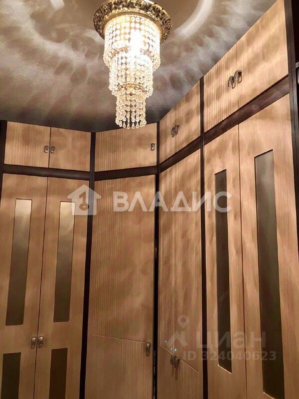 Продажа 1-комн квартиры на вторичном рынке улица Авиаконструктора Петлякова, 25