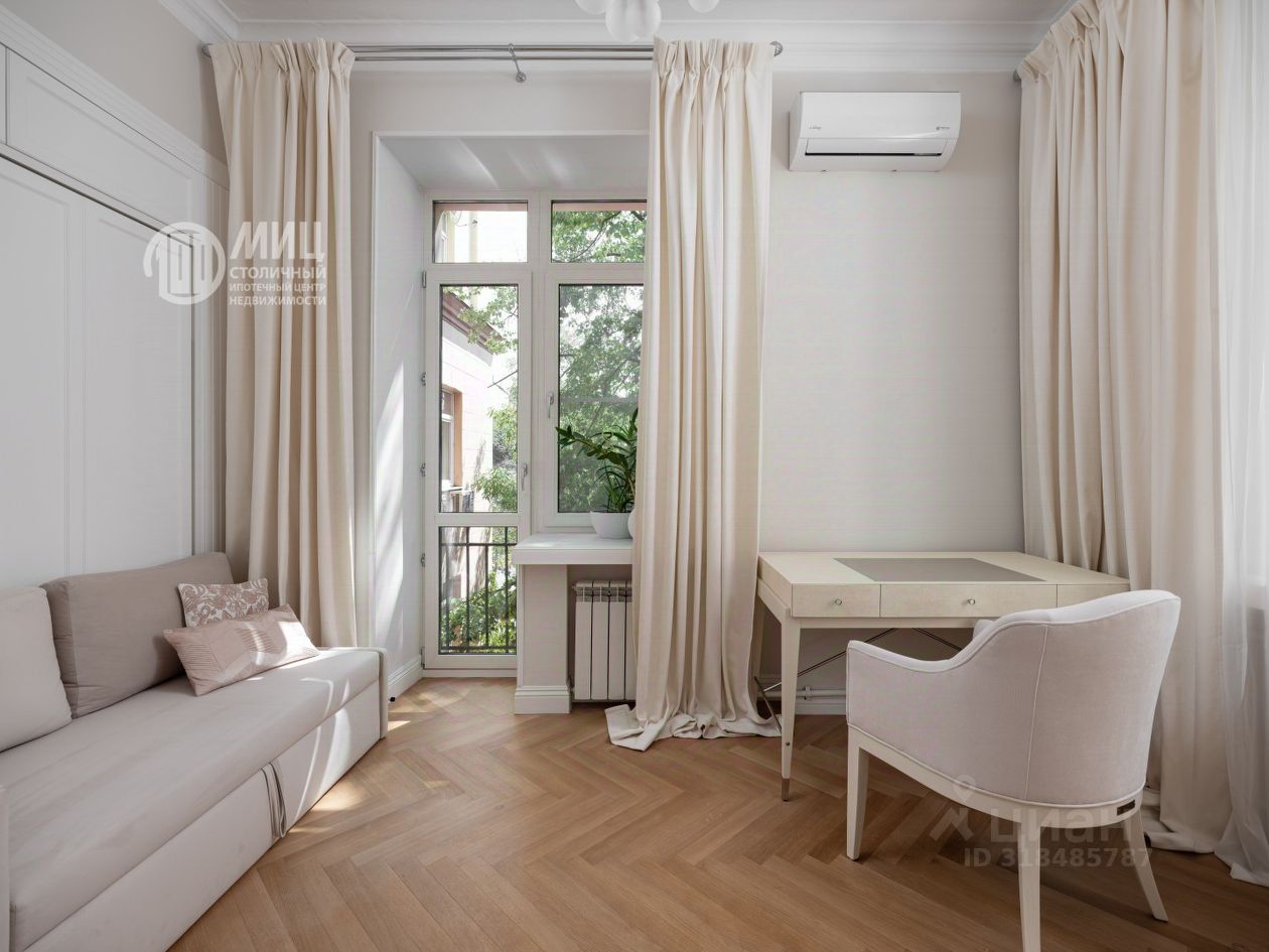 Продажа 3-комн квартиры на вторичном рынке Фрунзенская набережная, 48