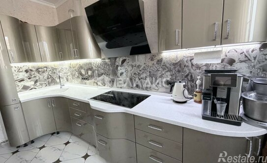 Продажа 3-комн квартиры на вторичном рынке Хлебниково, ул Госпитальная,  д. 10