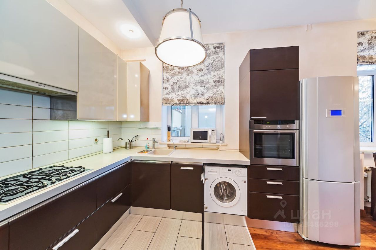 Аренда 2-комн квартиры на вторичном рынке улица Чаплыгина, 15С5