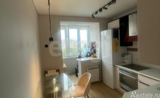 Продажа 3-комн квартиры на вторичном рынке ул Декабристов,  д. 1