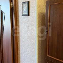 Продажа 3-комн квартиры на вторичном рынке Ломоносов г, Швейцарская ул,  д. 16 к1