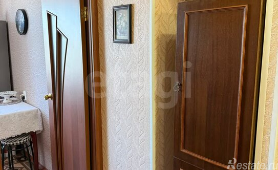 Продажа 3-комн квартиры на вторичном рынке Ломоносов г, Швейцарская ул,  д. 16 к1