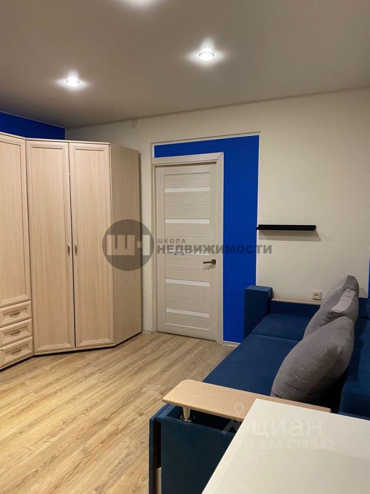 Продажа 4-комн квартиры на вторичном рынке Загородный проспект, 21-23