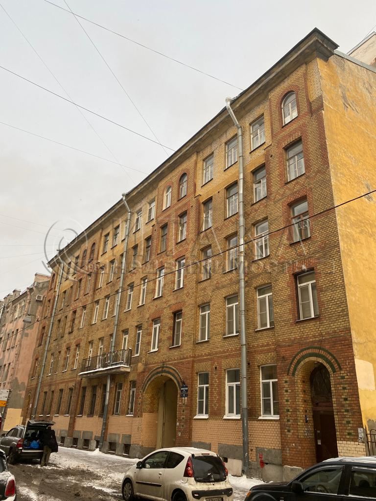 Продажа 2-комн квартиры на вторичном рынке Мончегорская,  д. 11