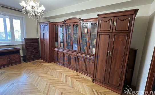 Продажа 2-комн квартиры на вторичном рынке Калужская пл,  д. 1 к1