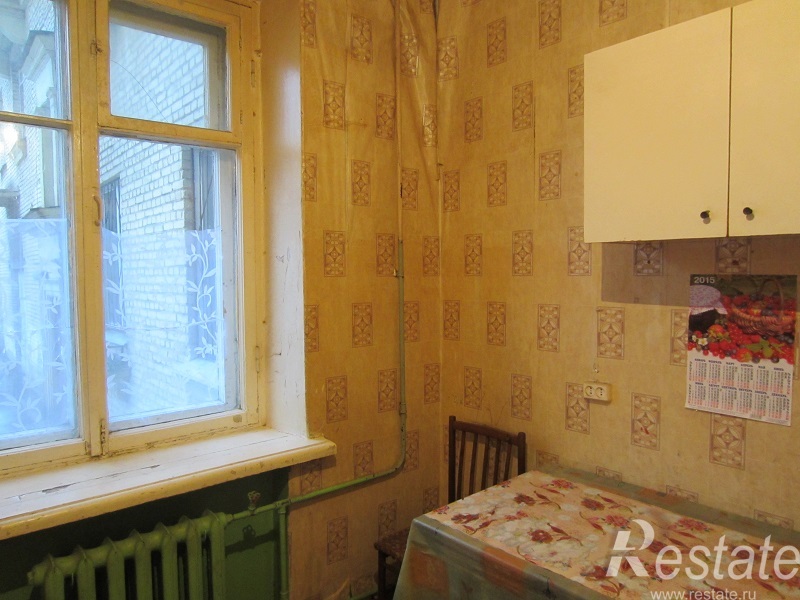 Продажа 2-комн квартиры на вторичном рынке Сестрорецкая ул ,  д. 3