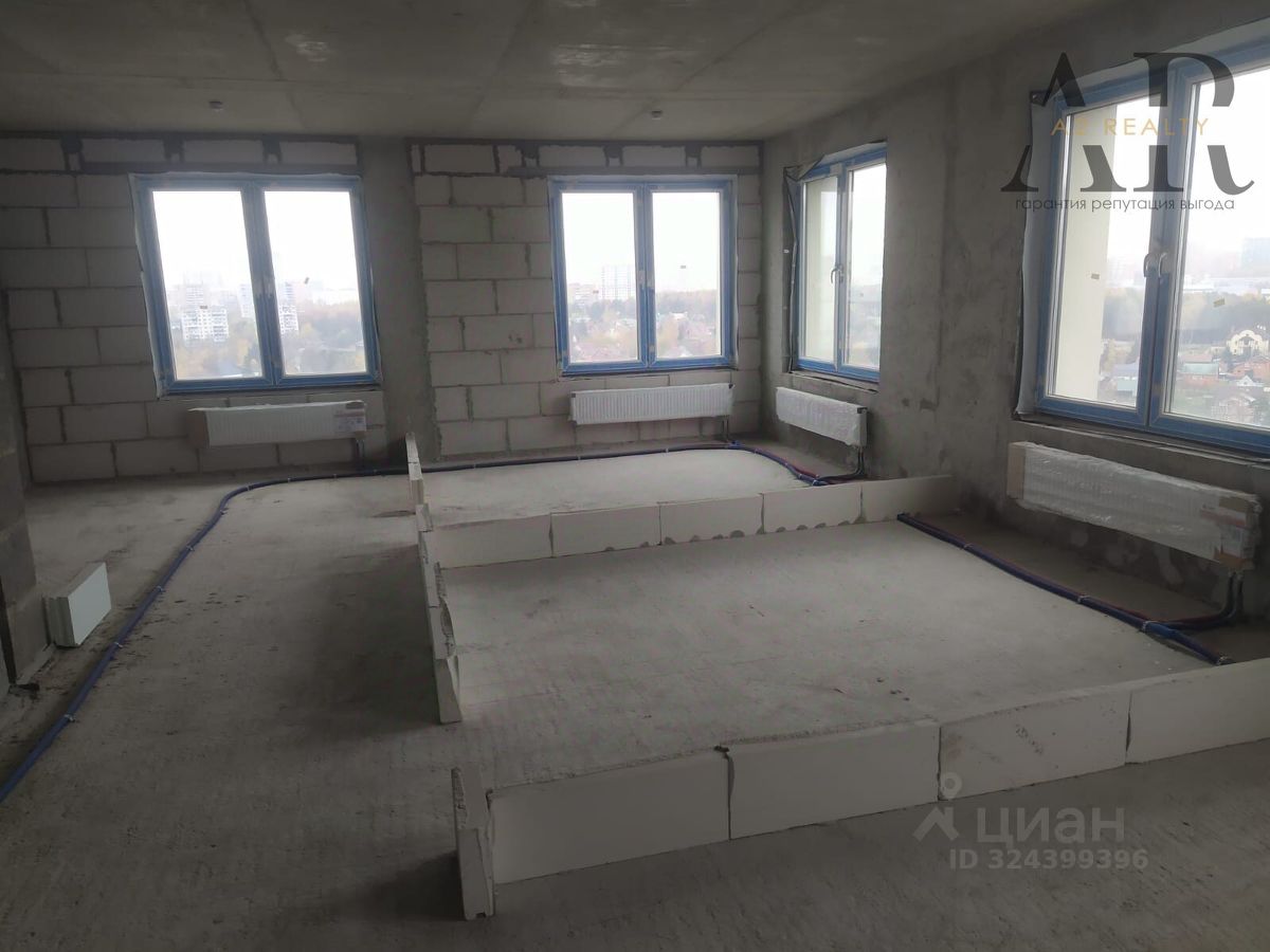 Продажа 3-комн квартиры на вторичном рынке Одинцово, улица Маршала Казакова, 3