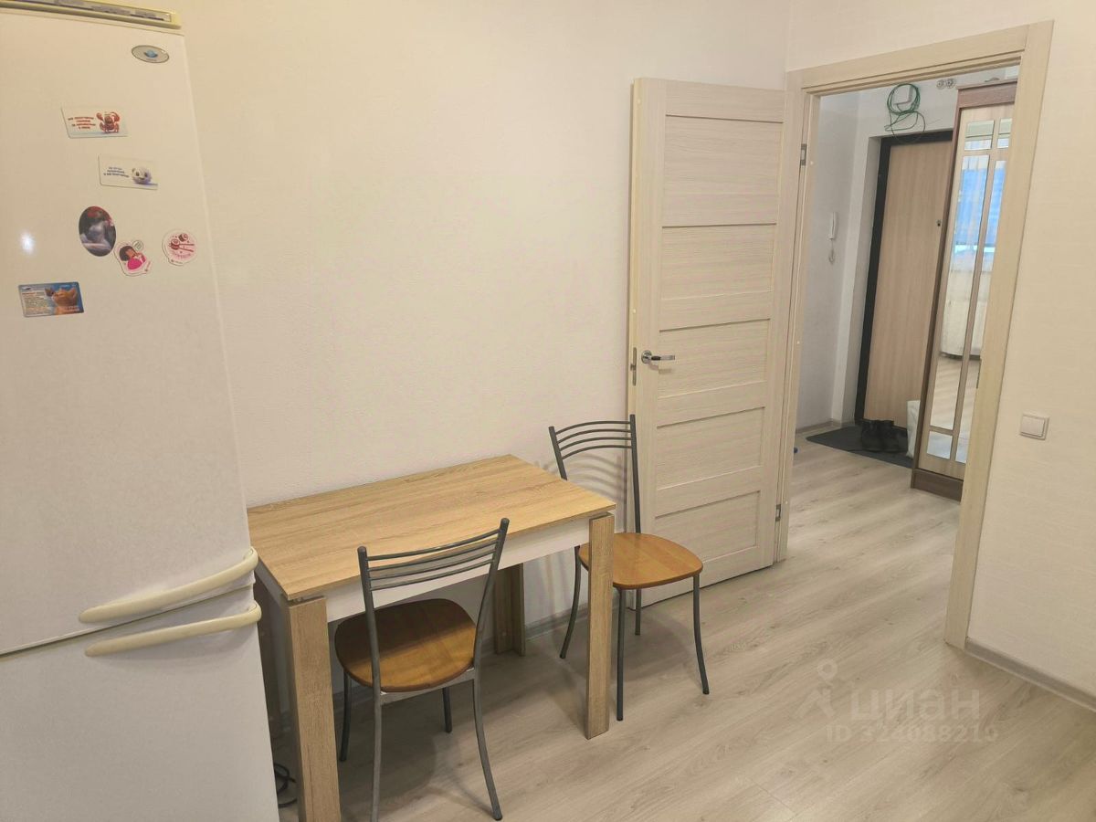 Аренда 1-комн квартиры на вторичном рынке Парашютная улица, 38к2