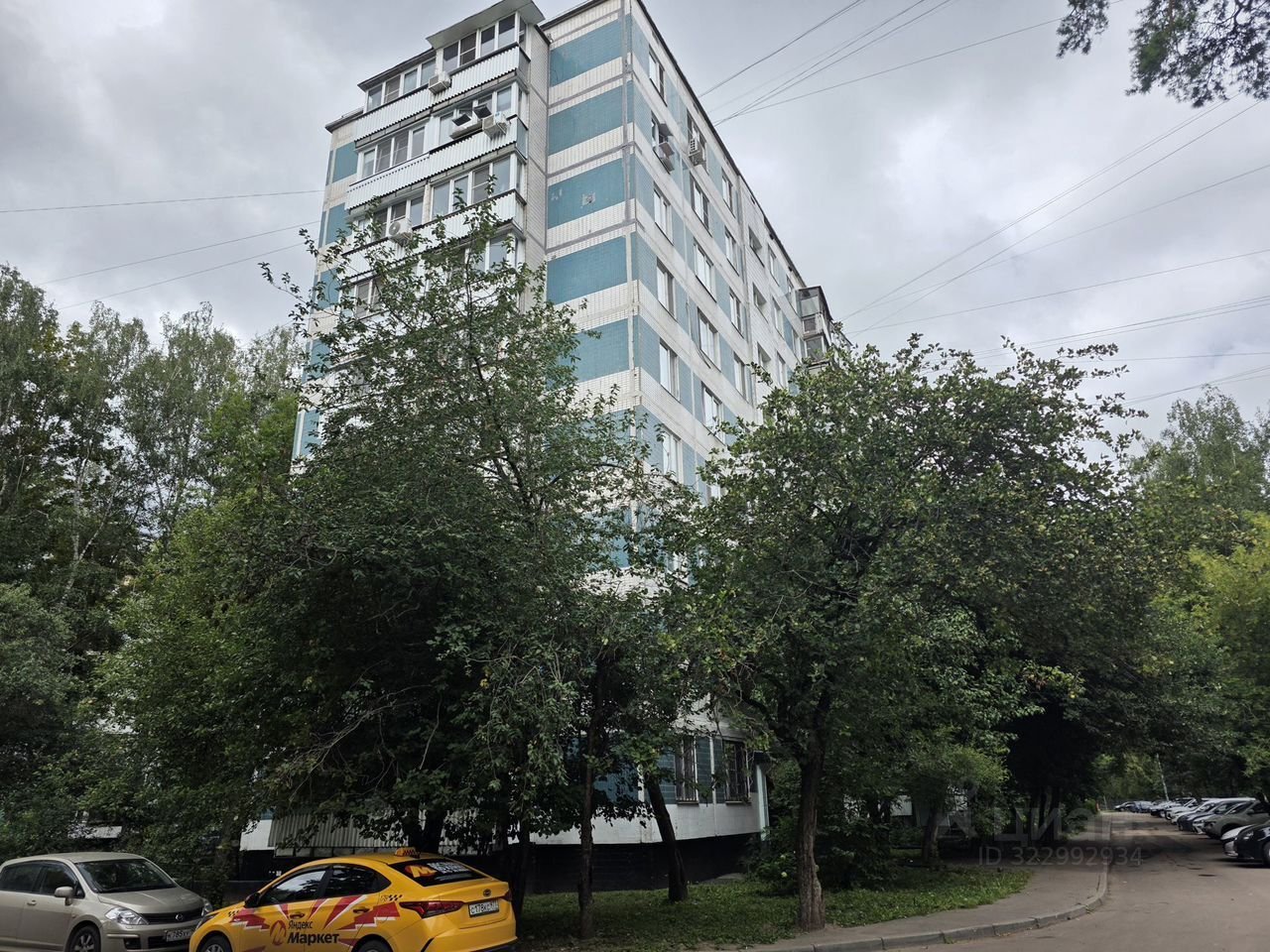 Продажа 3-комн квартиры на вторичном рынке Стартовая улица, 17