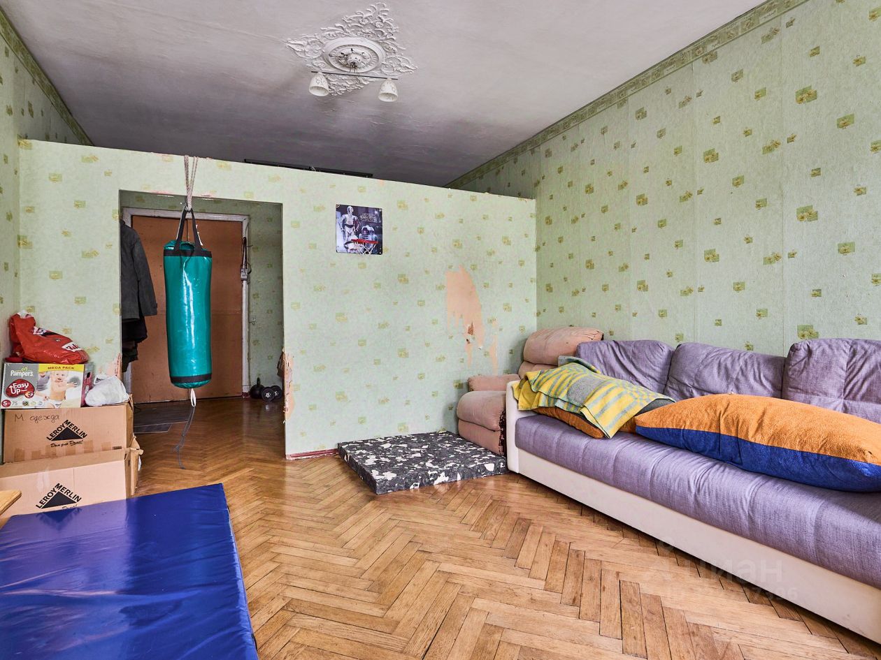 Продажа 6-комн квартиры на вторичном рынке Казанская улица, 42