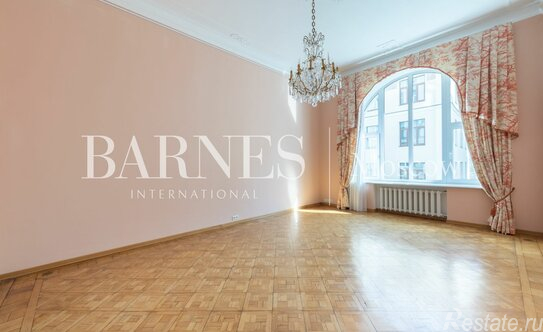 Аренда 6-комн квартиры на вторичном рынке Староконюшенный переулок,  д. 5/14