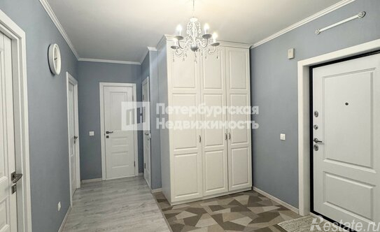 Продажа 2-комн квартиры на вторичном рынке Мебельная улица,  д. 35 к2