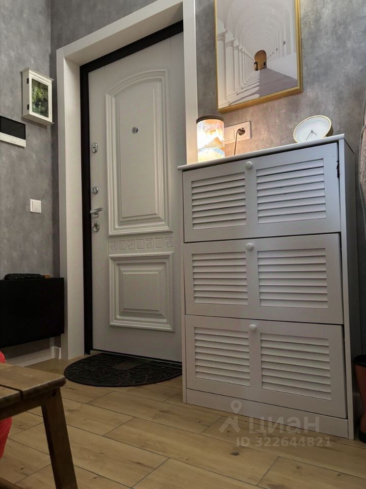 Продажа 2-комн квартиры на вторичном рынке пос. Парголово, улица Брюлловская, 5