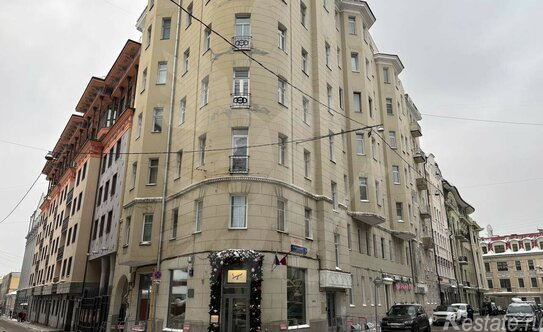 Продажа 3-комн квартиры на вторичном рынке Афанасьевский М. пер