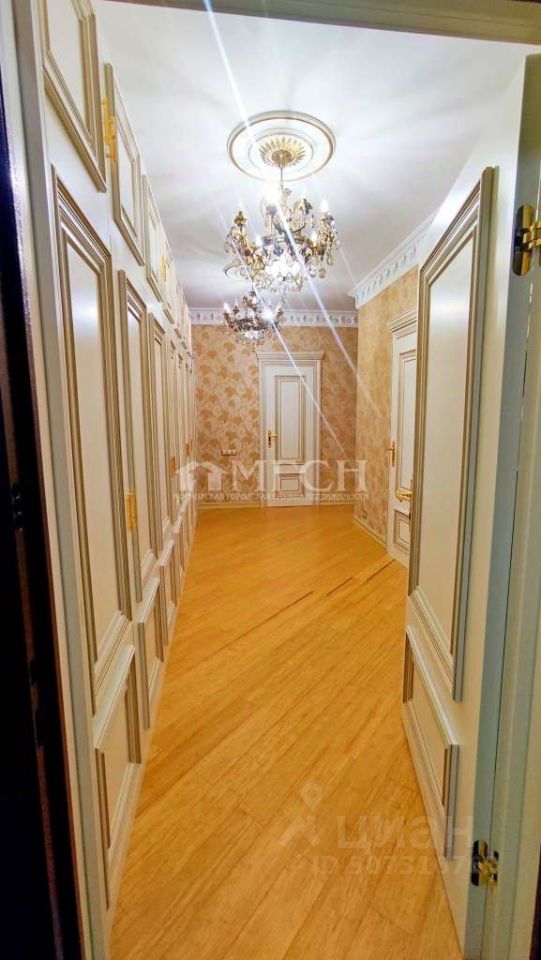 Продажа 5-комн квартиры на вторичном рынке Реутов, улица Октября, 38