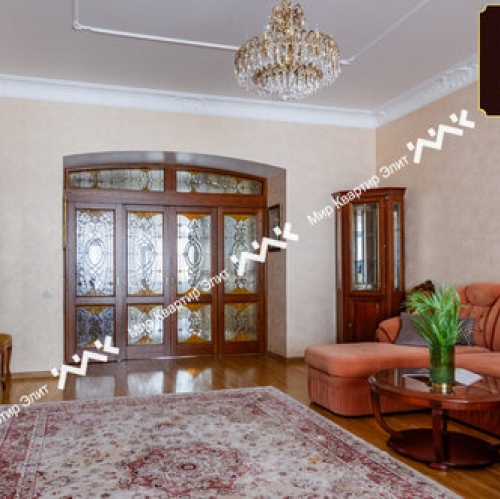 4-комн квартира Захарьевская улица,  д. 3