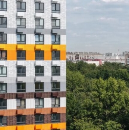 Продажа 3-комн квартиры на вторичном рынке Лобненская улица,  д. 13 к2