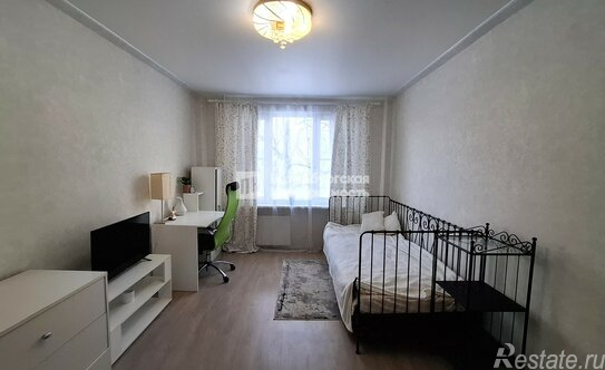 Продажа 1-комн квартиры на вторичном рынке Народная улица,  д. 77