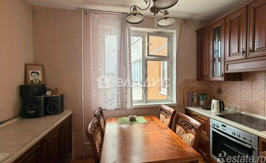 Продажа 1-комн квартиры на вторичном рынке Валентиновка, улица Горького,  д. 12