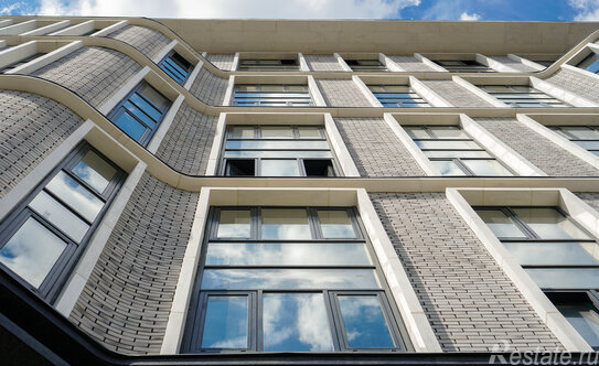 Продажа 2-комн квартиры на вторичном рынке Стремянный пер,  д. 2