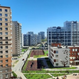 Продажа 1-комн квартиры на вторичном рынке Мурино г, Петровский б-р,  д. 7